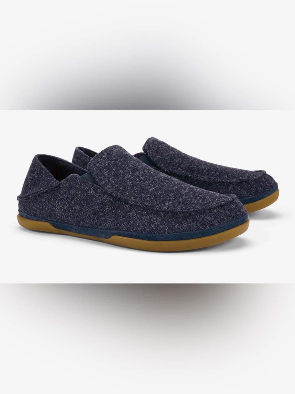 NWT Olukai Moloā Hulu SZ 10
$100 Men’s Slippers True Blue
